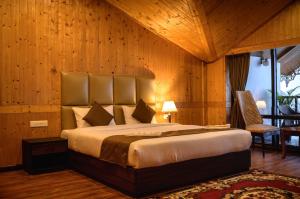 Postel nebo postele na pokoji v ubytování Istana Resort & Spa