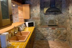 Fotografia z galérie ubytovania Casa Rural con Jacuzzi en casco antiguo, Tarragona v destinácii Montroig