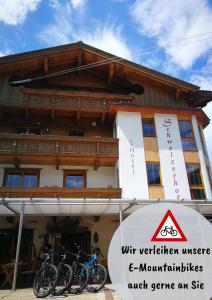 Zdjęcie z galerii obiektu Hotel Schweizerhof w mieście Oberau