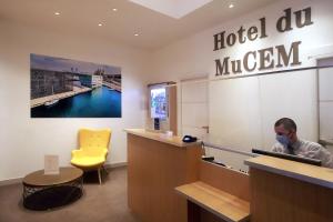 Επισκέπτες που μένουν στο Best Western Hotel du Mucem