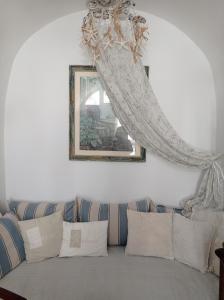 Gallery image of Casanova's house in Emporio Santorini