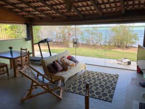 Balkón nebo terasa v ubytování Casa Verde, beira da água com 2 suítes - Mar Doce!