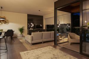 Area soggiorno di Boulevard Botanie city apartment with parking