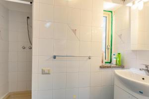 A bathroom at Villa i Ginepri Villasimius località Porto sa ruxi