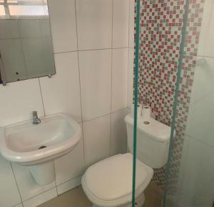 Ένα μπάνιο στο Top Mix Hotel +41 φωτογραφίες