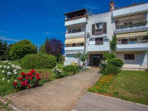 Vonkajšia záhrada v ubytovaní Apartment Tereza Porec