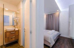 Vonios kambarys apgyvendinimo įstaigoje Apartments Palace Paulina in Novi Vinodolski 39469