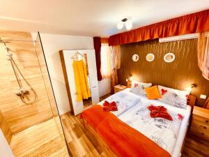 Кровать или кровати в номере Soline Bay Seashore Residence