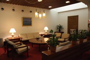 Posezení v ubytování Kurashiki Kokusai Hotel