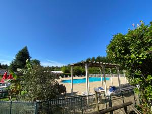 Gallery image of Mobilehome 3 chambres curistes camping piscine in Saint-Paul-lès-Dax