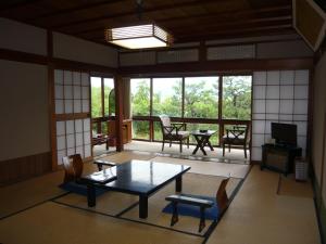 Posezení v ubytování Seikiro Ryokan Historical Museum Hotel