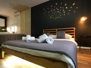 Posteľ alebo postele v izbe v ubytovaní Apartment Zagreb Jacuzzi