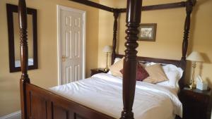 Postel nebo postele na pokoji v ubytování Corncroft Guest House