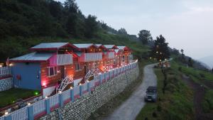 Gallery image of Rooftop Cottages & Restaurant, Pangot in Nainital