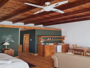 Gallery image of Red Mountain Ridge Karoo Oasis and Guest Farm in Buffelskloof