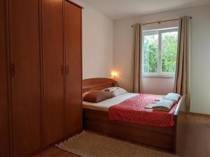 Postel nebo postele na pokoji v ubytování Villa Triton + 37 fotografií