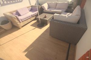 Φωτογραφία από το άλμπουμ του LITTLE PEACEFUL RETREAT Room with bath, Heating, Terrace, Free Wifi Fridge Easy parking σε Nueva Andalucia