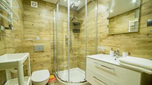Kúpeľňa v ubytovaní Apartamenty Niebo