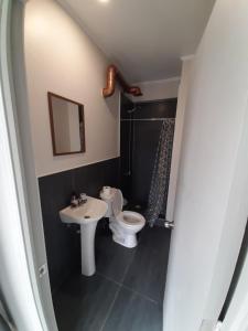 Baðherbergi á Aji Hostel