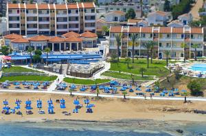 Ptičja perspektiva nastanitve MyroAndrou Beach Hotel Apartments