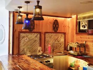 Afbeelding uit fotogalerij van ZEUS apartment in Jerash