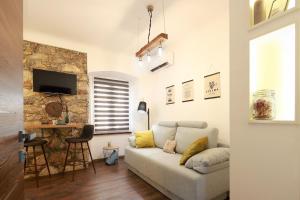 TV a/nebo společenská místnost v ubytování Luxury Apartments Sail 1, 2 & 3