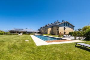 ARTIEM Asturias, Quintueles – Updated 2022 Prices