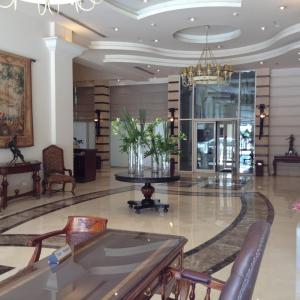 The lobby or reception area at Amarante Pyramids Hotel