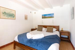 Postel nebo postele na pokoji v ubytování CABINE 56 - Comme une cabine de Bateau à l'entrée du Port + 5 fotografií