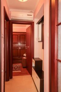 Zdjęcie z galerii obiektu Apartment Dilly-1 by Interhome w mieście Pinezići
