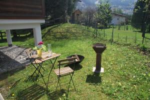 Vonkajšia záhrada v ubytovaní Villa Schnuck - das rote Ferienhaus
