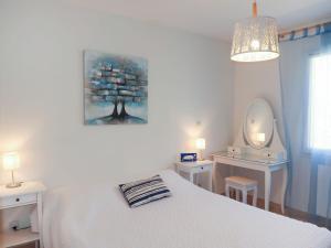 Ένα ή περισσότερα κρεβάτια σε δωμάτιο στο Holiday Home Allegra by Interhome +18 φωτογραφίες