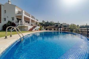 Bazén v ubytovaní 49-Exclusive Villa With Private Pool & Breathtaking Views in Mijas! alebo v jeho blízkosti