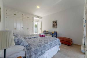 Posteľ alebo postele v izbe v ubytovaní 49-Exclusive Villa With Private Pool & Breathtaking Views in Mijas!