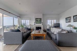 Posedenie v ubytovaní 49-Exclusive Villa With Private Pool & Breathtaking Views in Mijas!