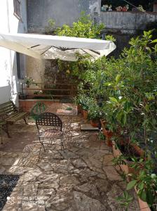 A garden outside Agula Relais appartamento