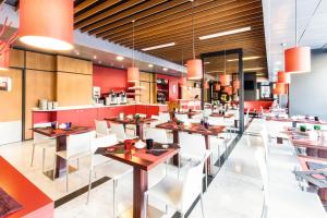 Restaurace v ubytování Ibis Roma Fiera