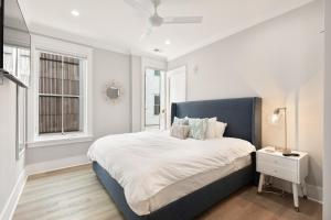 Gallery image of The Palm Suite at 124 Spring in Charleston