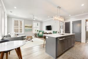 Μια τηλεόραση ή/και κέντρο ψυχαγωγίας στο The Cooper Suite at 122 Spring