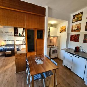 Foto dalla galleria di Conero Apartments a Camerano Altre 22 foto