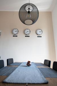 Fotografie z fotogalerie ubytování Bella Alda Beautiful Como Castle Penthouse v destinaci Canzo