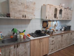 Курорт Куяльник tesisinde mutfak veya mini mutfak