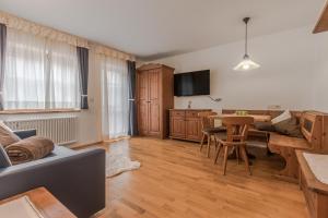 Istumisnurk majutusasutuses Crëp Sella