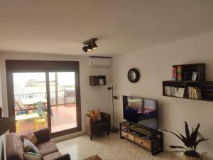 Kép Ático Tamisa con vistas a la Costa del Sol szállásáról Mijasban a galériában