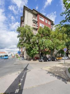 Budova, v ktorej sa apartmán nachádza
