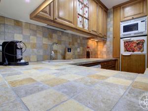 A kitchen or kitchenette at VUELTA A CASA de Alma de Nieve