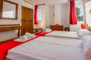 Katil atau katil-katil dalam bilik di Villa Castello Veroy