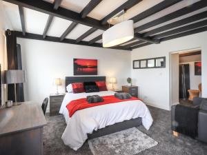 Un pat sau paturi într-o cameră la Solway Firth View