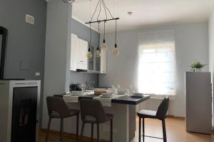 A kitchen or kitchenette at Il Villino in città
