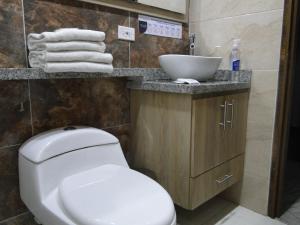 Koupelna v ubytování Hotel Esmeralda Plaza